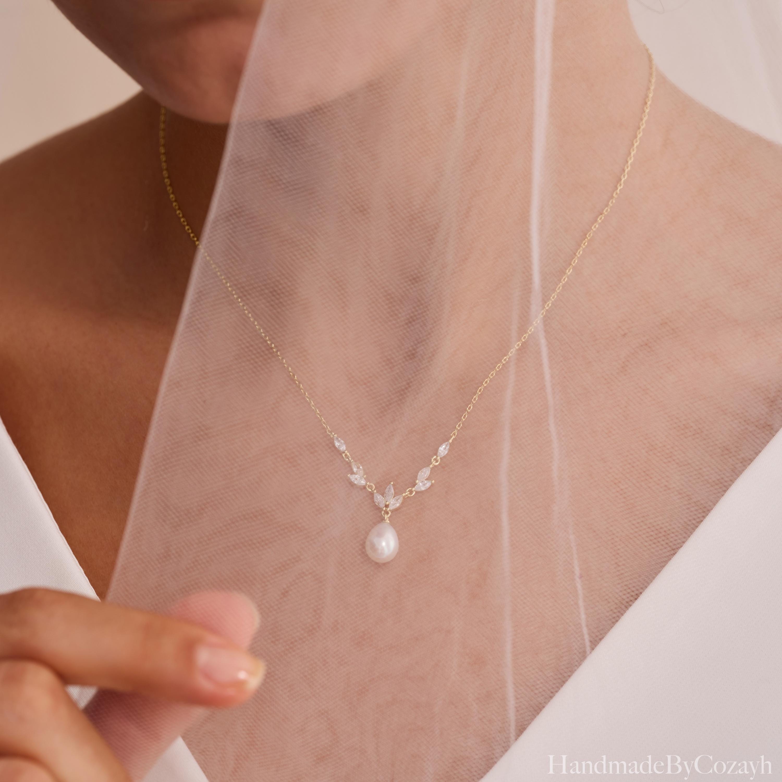 Dainty Freshwater Pearl Necklace with Diamond, Gold Leaf Diamond Pearl Necklace, Wedding Jewelry, Bridal Gift, Mothers Day Gift for Her