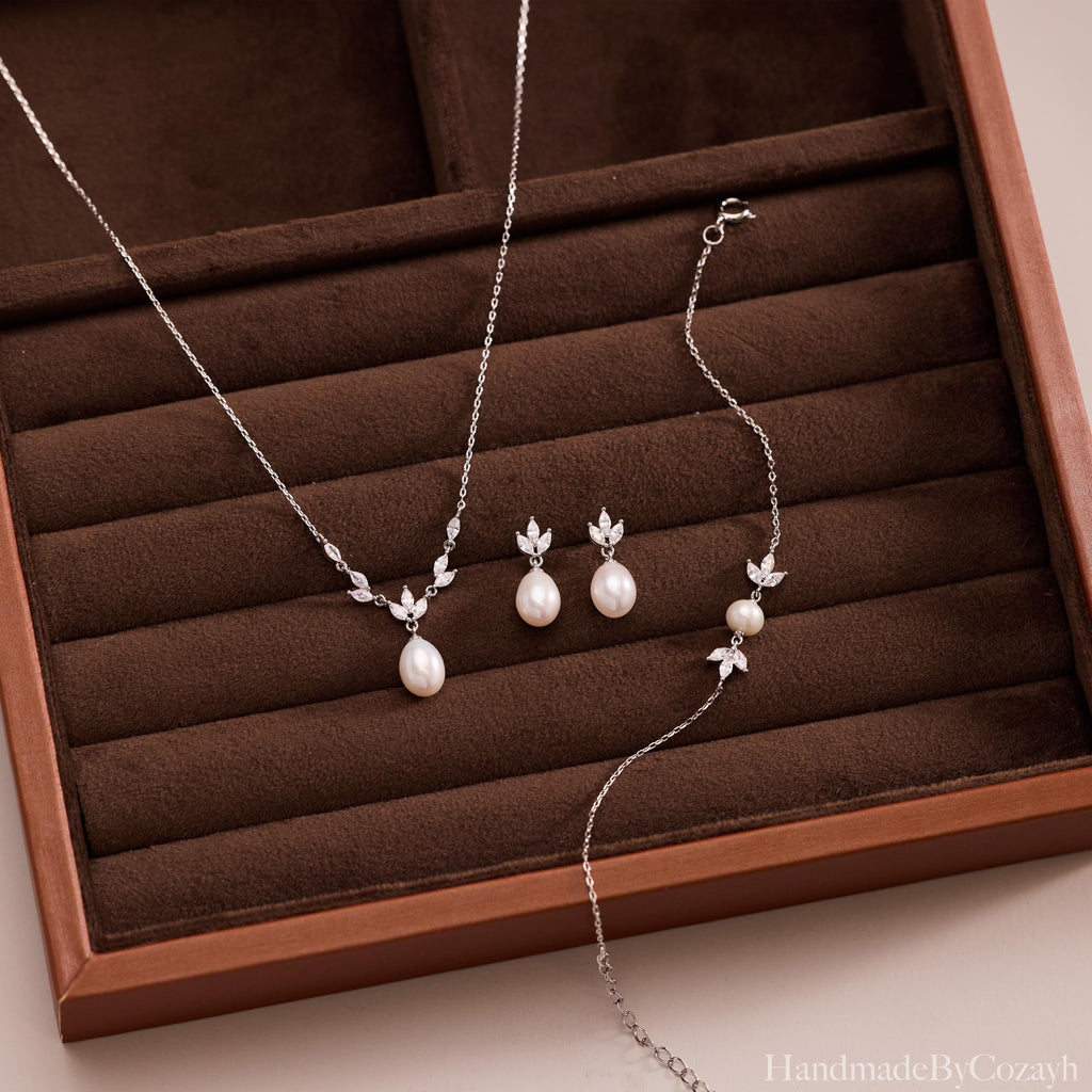 Minimalist Freshwater Pearl Jewelry Set, Leaf Diamond Pearl Necklace, Wedding Jewelry Set, Bridal Earrings, Bridesmaid Gift, Gift for Her