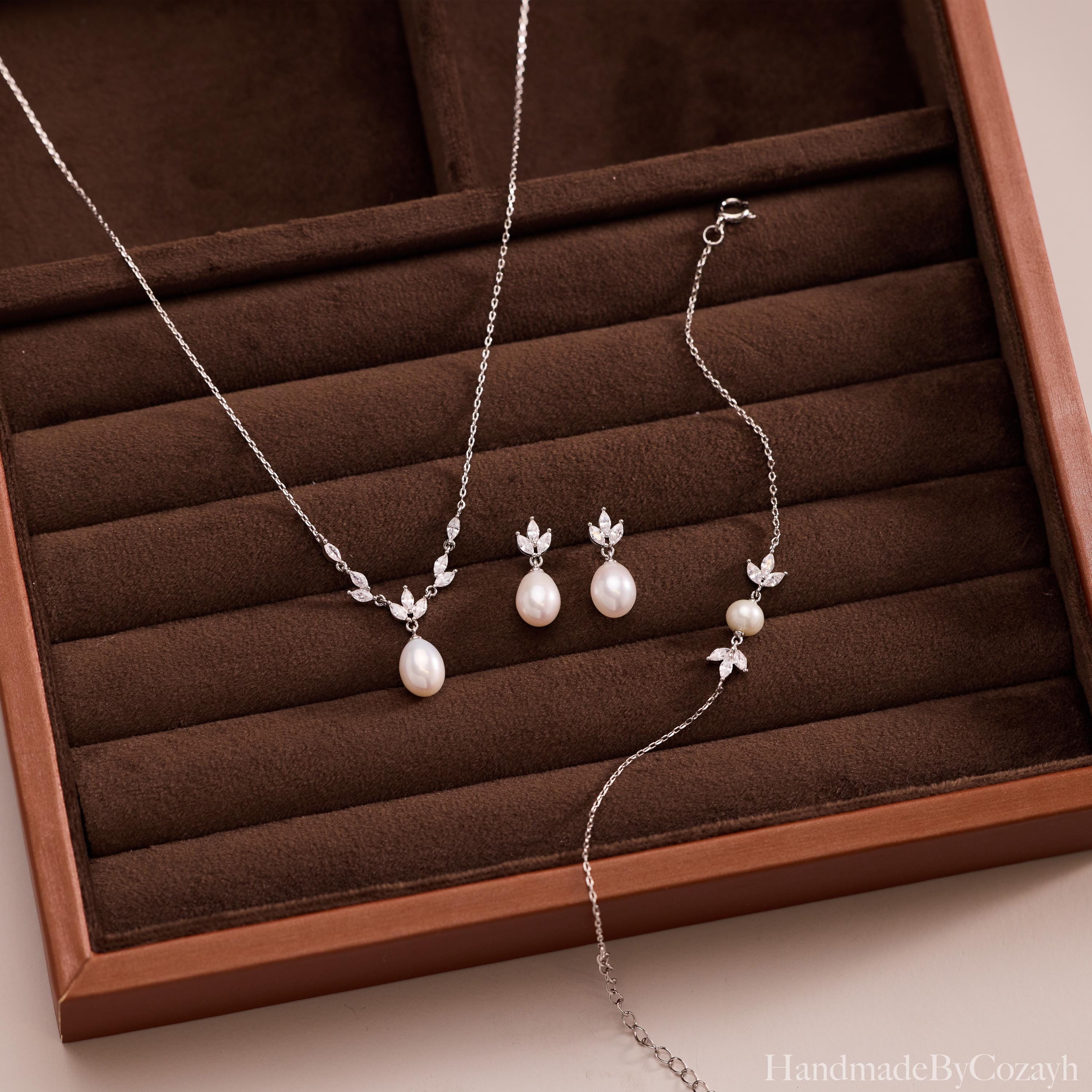 Minimalist Freshwater Pearl Jewelry Set, Leaf Diamond Pearl Necklace, Wedding Jewelry Set, Bridal Earrings, Bridesmaid Gift, Gift for Her